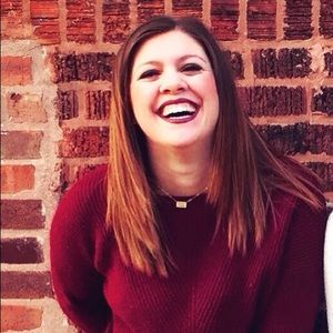 Meet your Posher, Becca